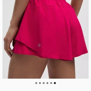 Lululemon shake it out Shorts XS pink dragonfruit.